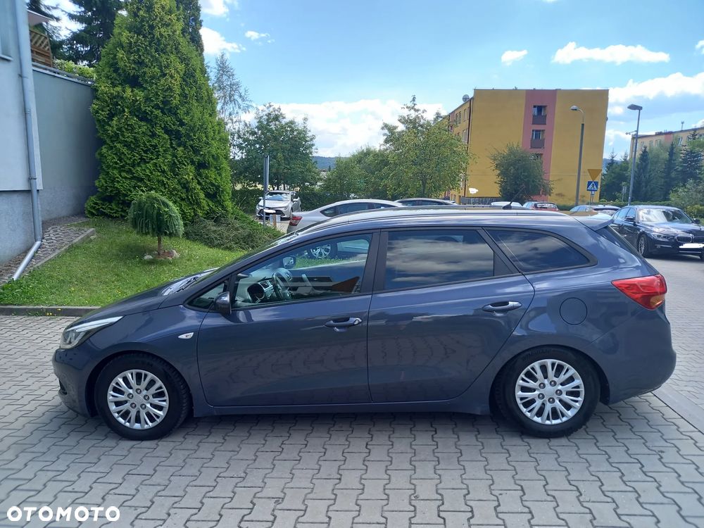 Kia Ceed 1.6 CRDi 128 Platinum Edition - 8