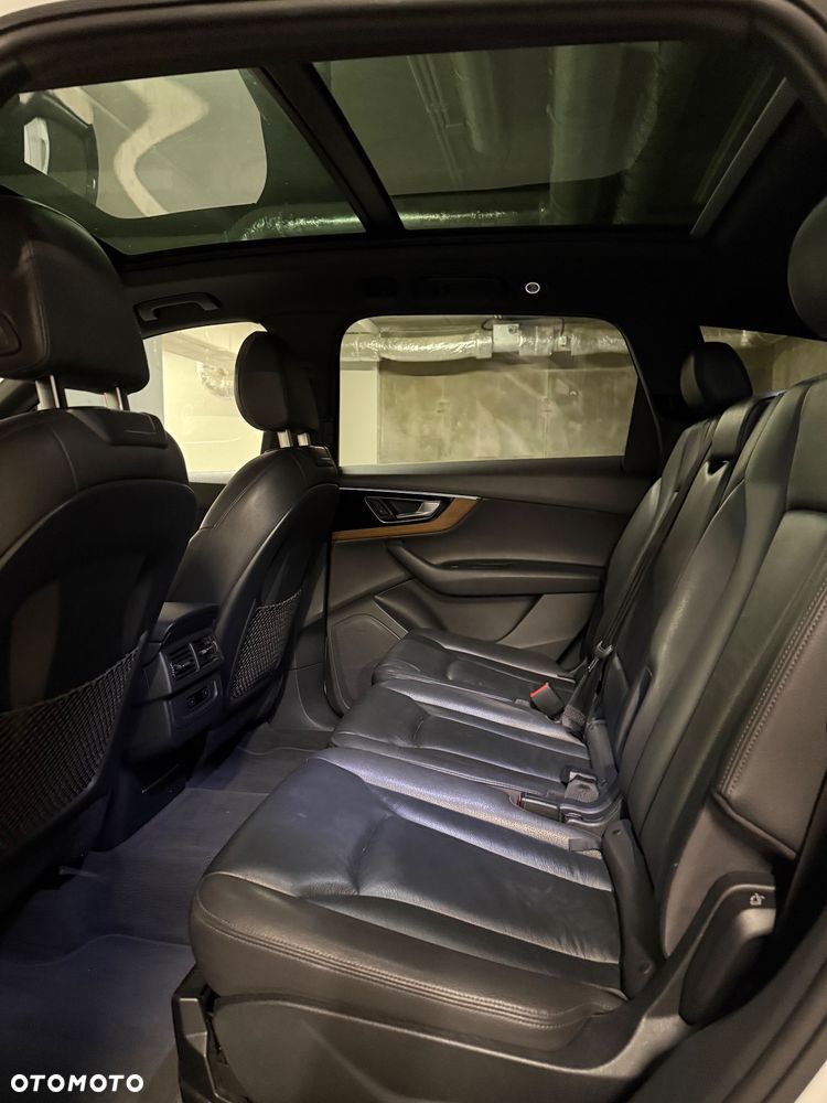 Audi Q7 - 13