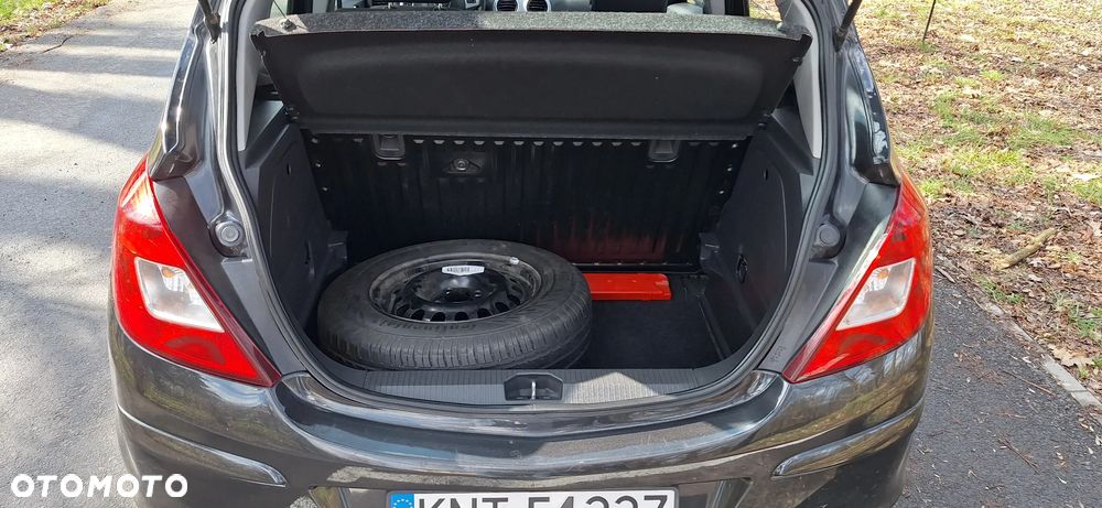 Opel Corsa - 23