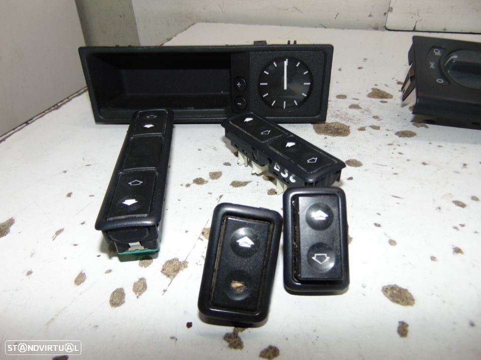 Interruptores vidros elétricos/Relógio - 2