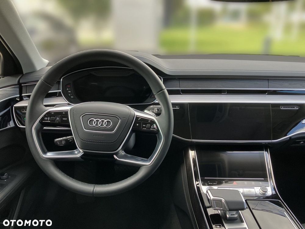 Audi A8 - 11