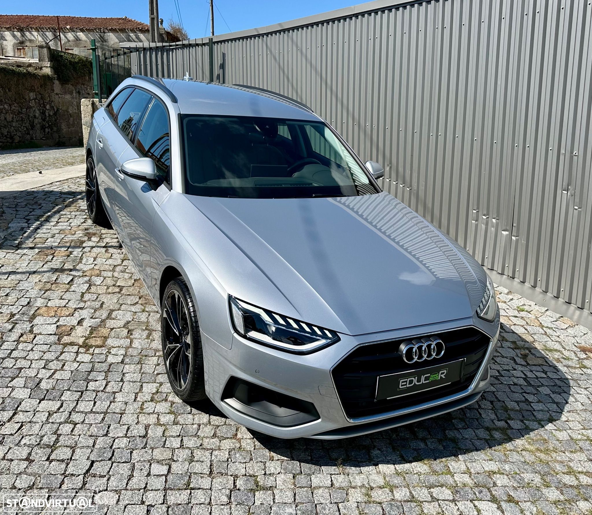 Audi A4 Avant 30 TDI Advanced S tronic - 1