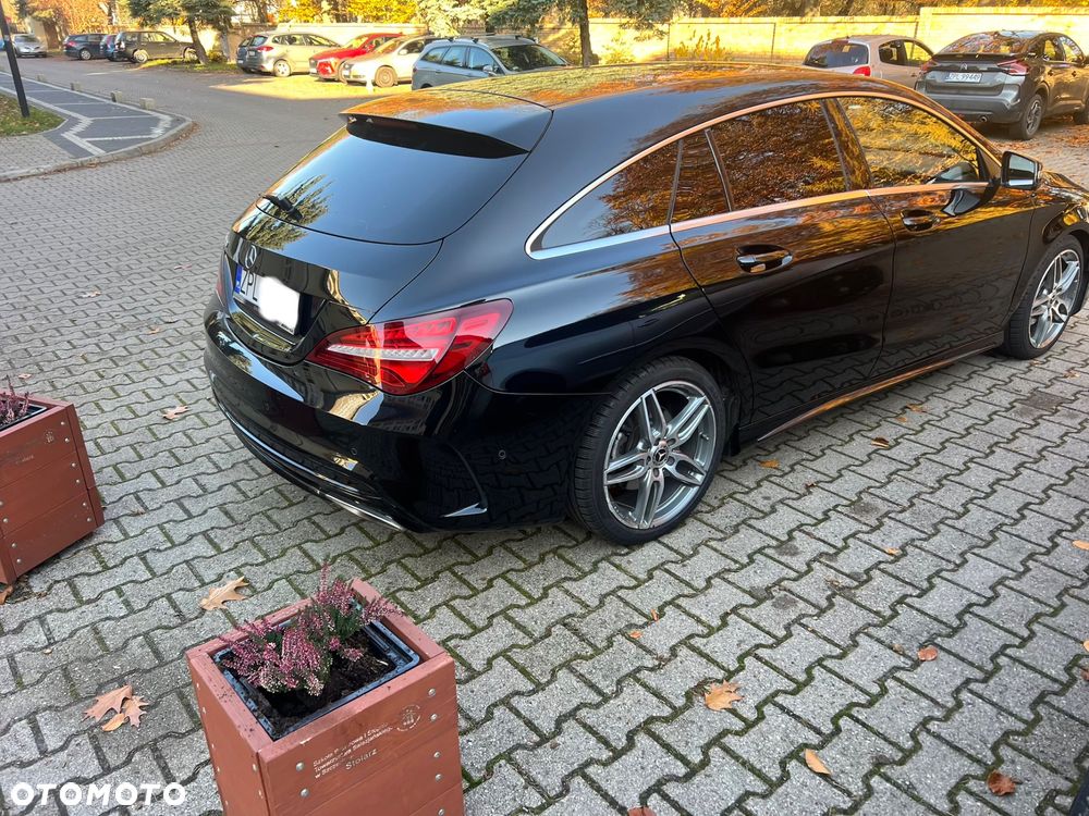 Mercedes-Benz CLA 200 7G-DCT AMG Line - 4