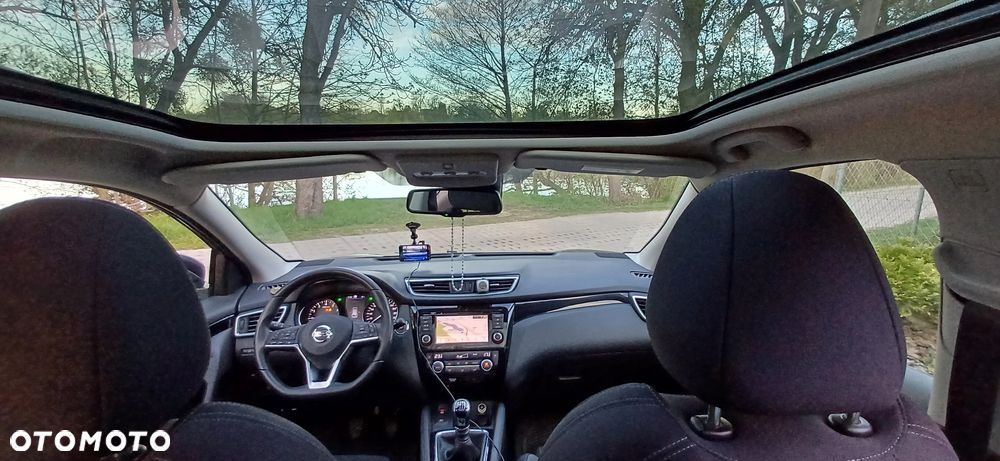 Nissan Qashqai 1.3 DIG-T N-WAY - 10