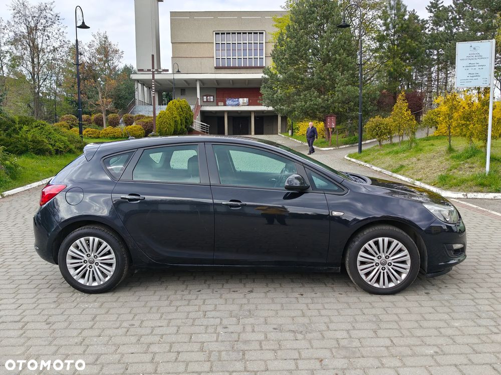 Opel Astra 1.7 CDTI Cosmo - 10