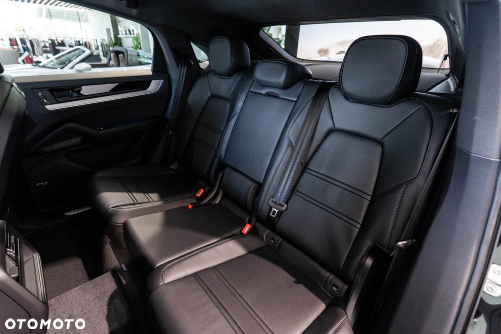Porsche Cayenne E-Hybrid PHEV - 12