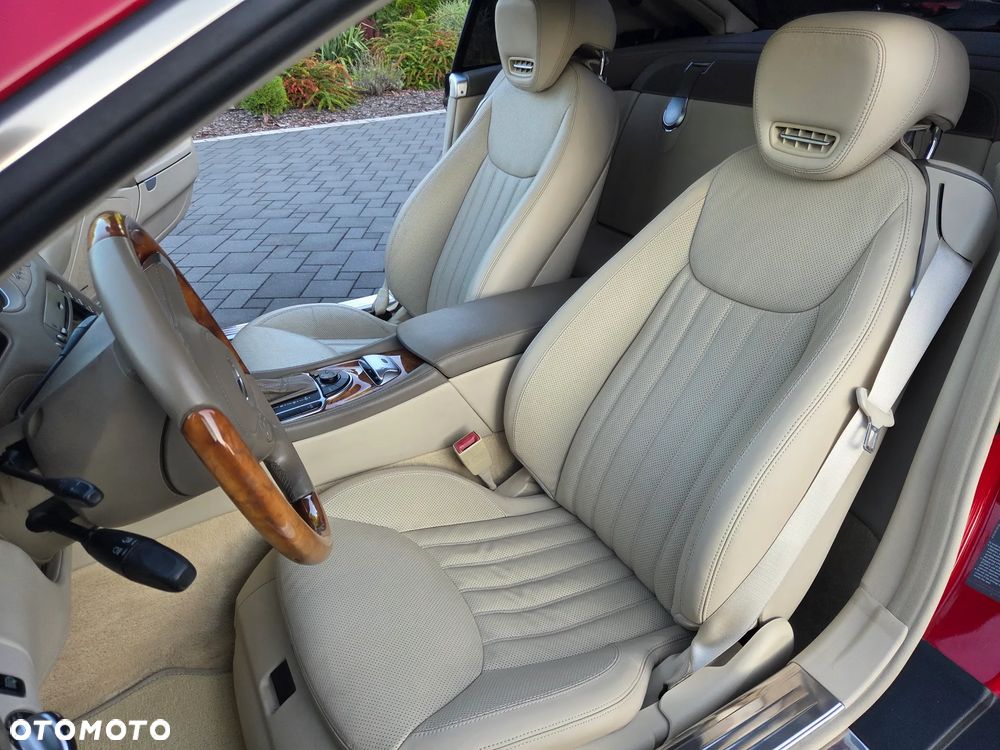 Mercedes-Benz SL - 25
