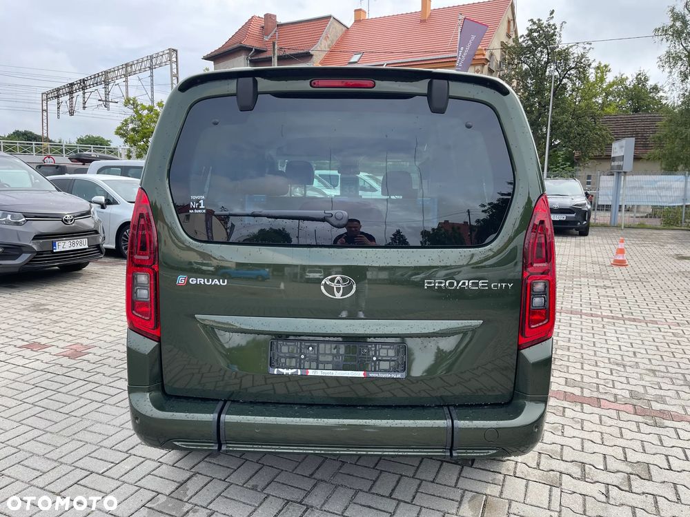 Toyota Proace City Verso Long 1.5 D-4D Family - 8
