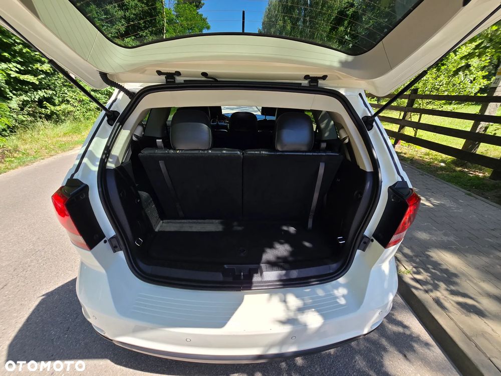 Fiat Freemont 2.0 Multijet Lounge AWD - 29
