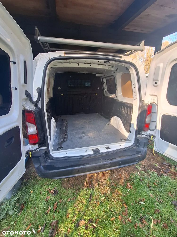 Peugeot Partner - 10