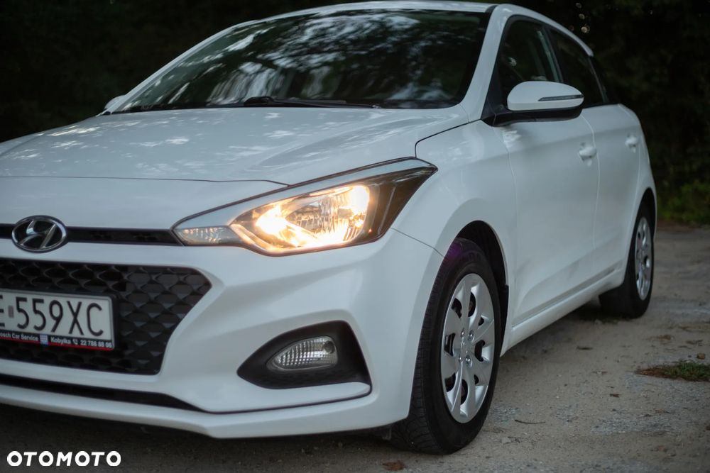 Hyundai i20 1.2 BlueDrive Classic + - 11