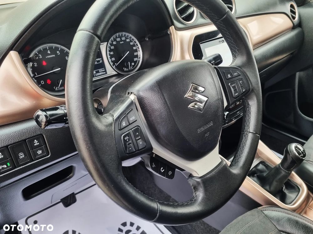 Suzuki Vitara 1.6 Premium 2WD - 21