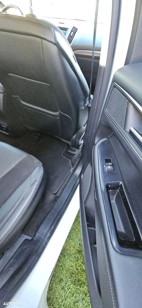 Ford Edge 2.0 TDCi Bi-Turbo 4x4 ST-LINE - 7