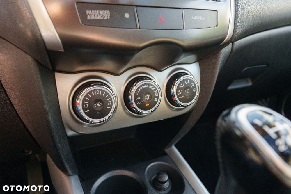 Mitsubishi ASX 1.6 2WD Intense - 18