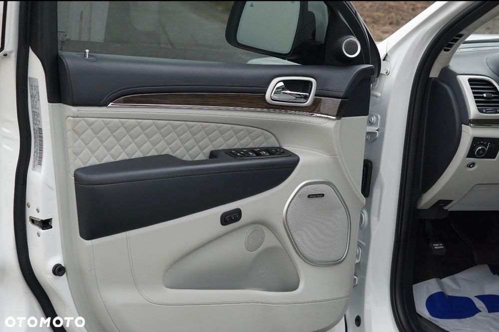 Jeep Grand Cherokee 5.7 V8 HEMI Summit - 8