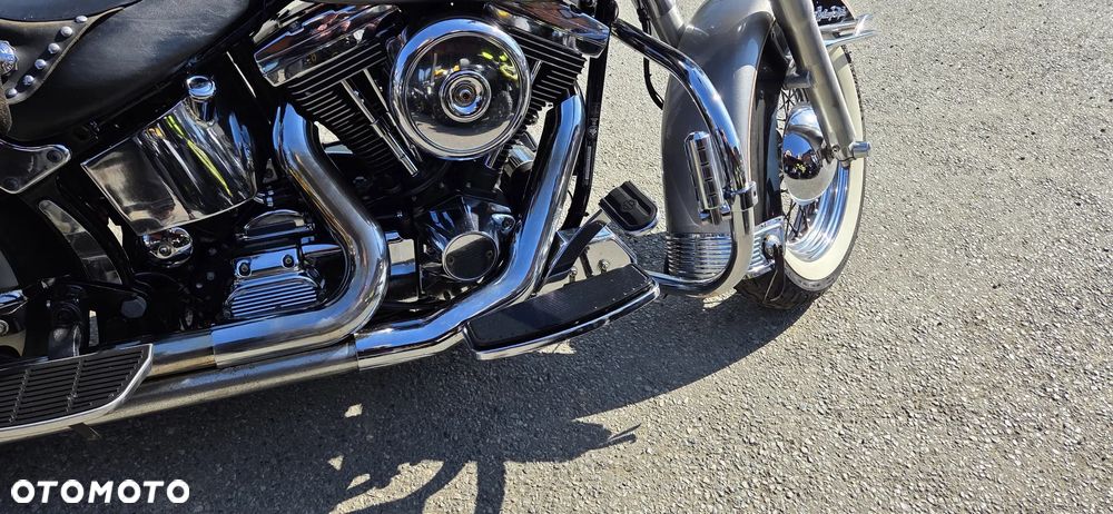 Harley-Davidson Softail Heritage Classic - 32