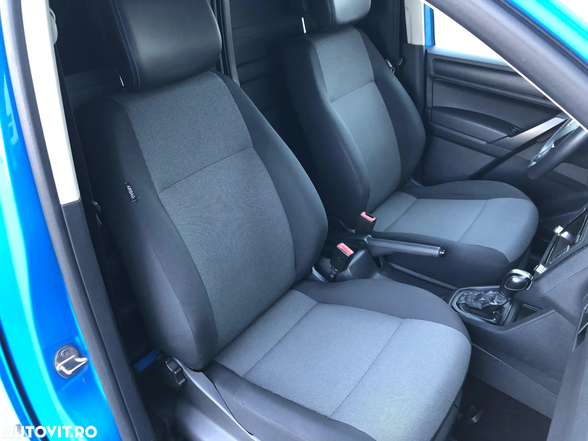 Volkswagen Caddy 2.0 TDI DSG - 12