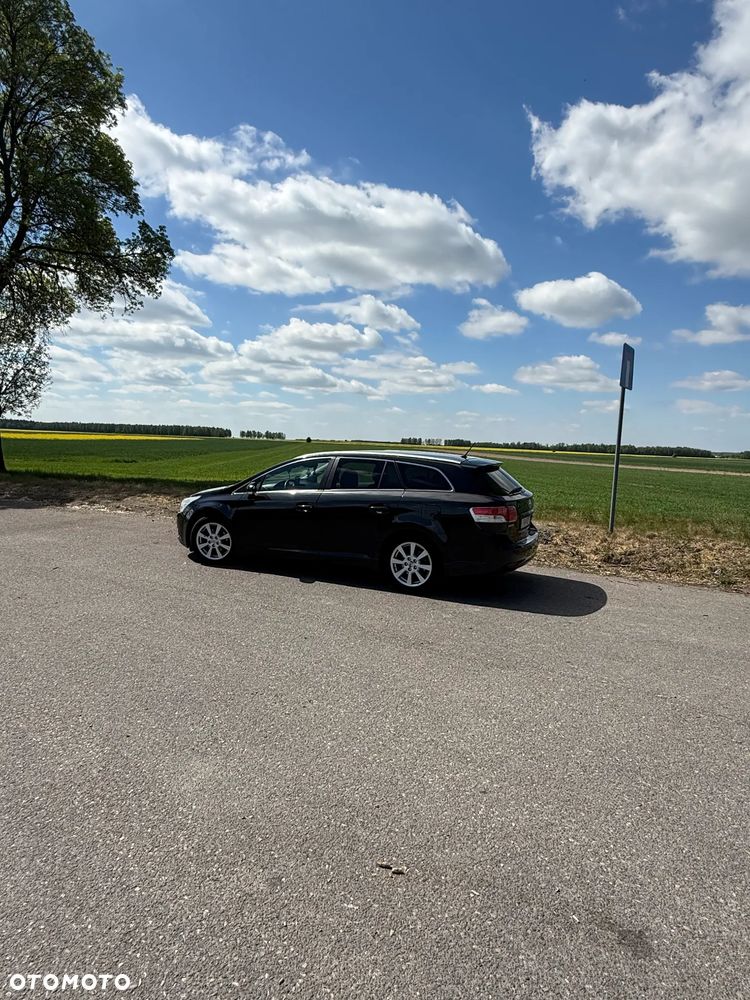 Toyota Avensis 2.0 D-4D Sol plus - 37