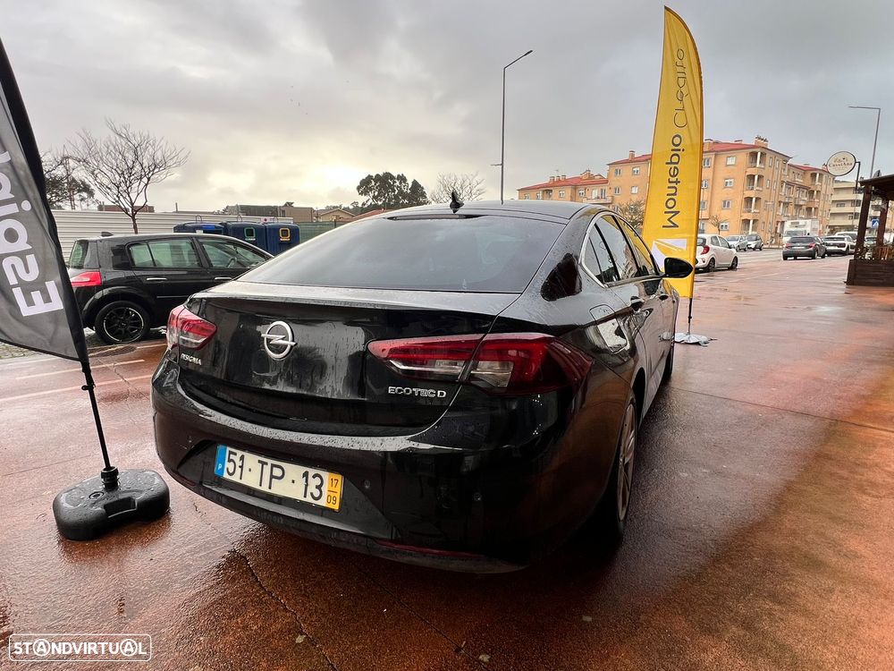 Opel Insignia Grand Sport - 2