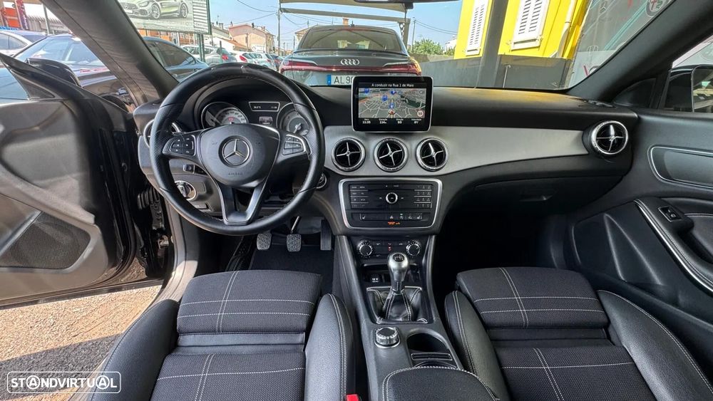 Mercedes-Benz CLA 200 d Shooting Brake Urban - 34
