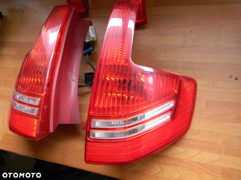 lampa prawa tył  CITROEN C4 HB 5D EUROPA - 2