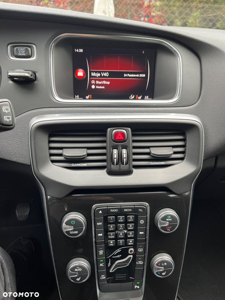 Volvo V40 - 17