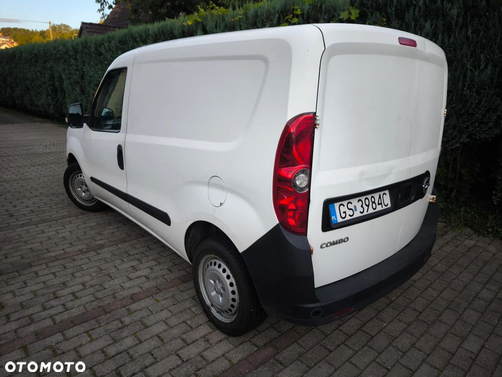 Opel Combo Van - 10