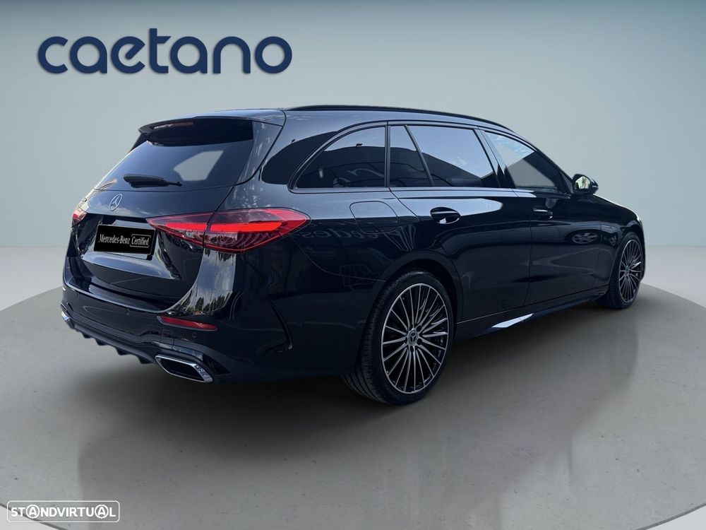 Mercedes-Benz C 300 de AMG Line - 12