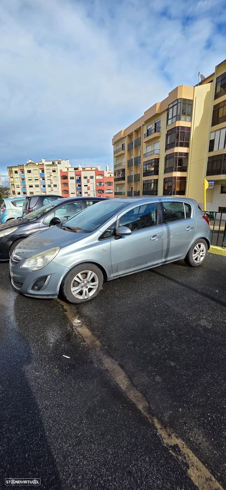 Opel Corsa 1.3 CDTI Enjoy 88g - 2
