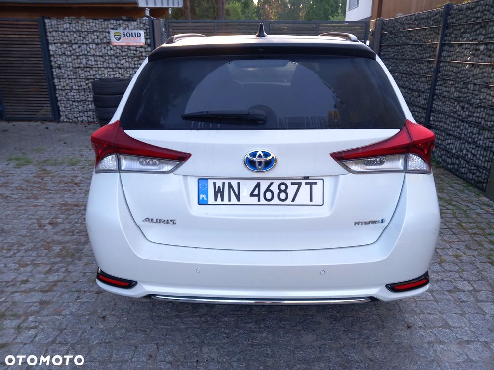Toyota Auris Hybrid 135 Selection - 6
