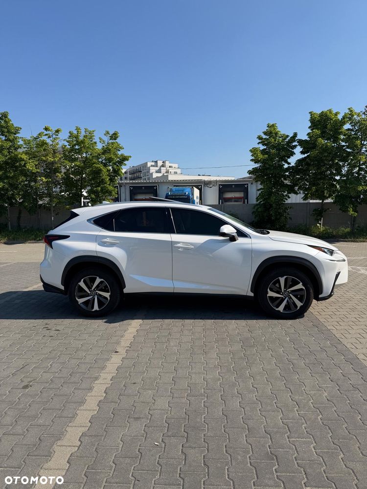 Lexus NX 300 Business Edition AWD - 3