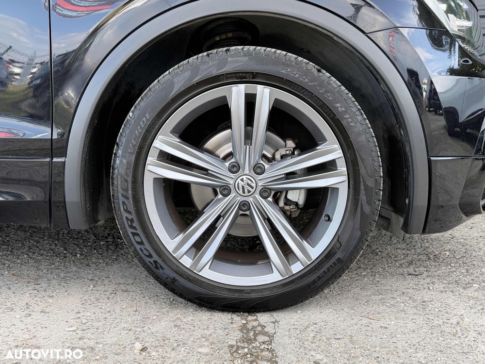 Volkswagen Tiguan 2.0 TDI SCR DSG R-Line - 30