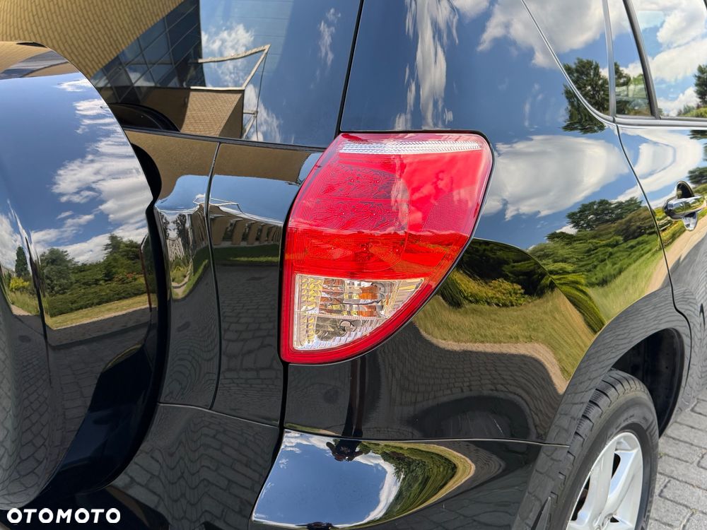 Toyota RAV4 2.2 D-4D Prestige - 26