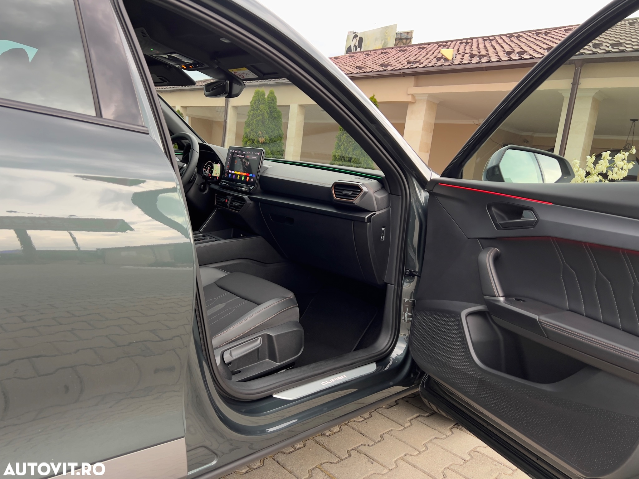 Cupra Formentor 1.4 e-HYBRID PHEV VZ - 33