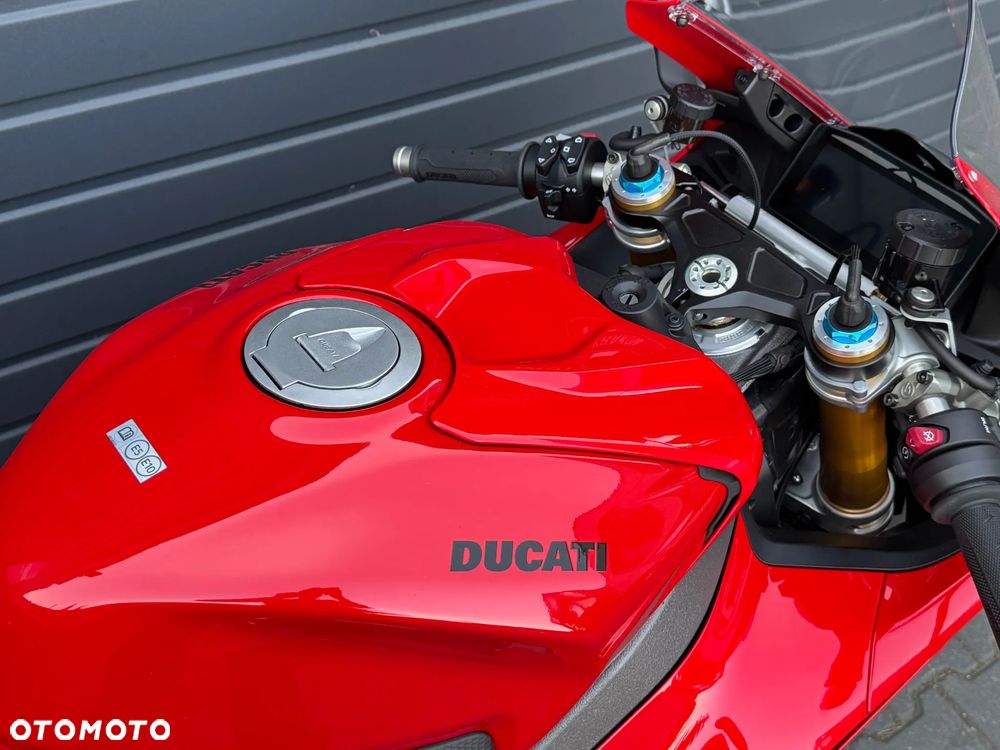 Ducati Panigale V4 - 8