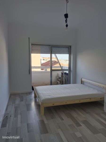 T2 house on rent - Grande imagem: 2/8