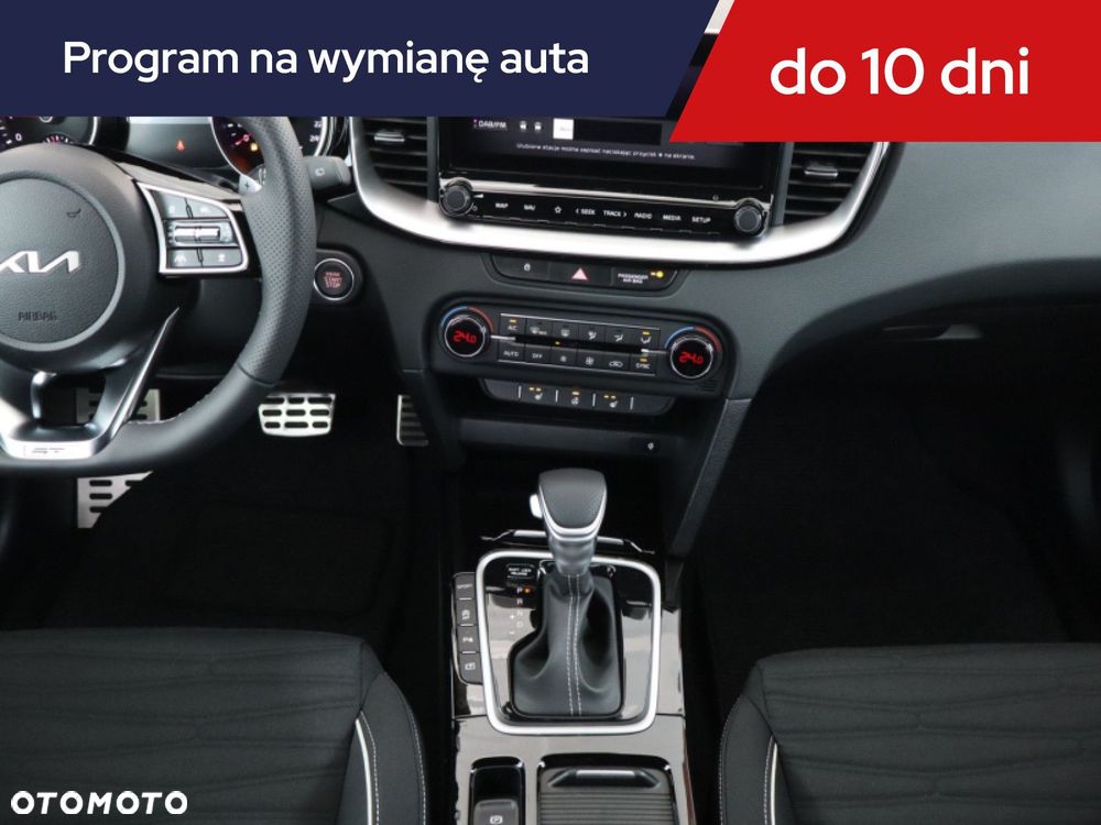 Kia XCeed - 14