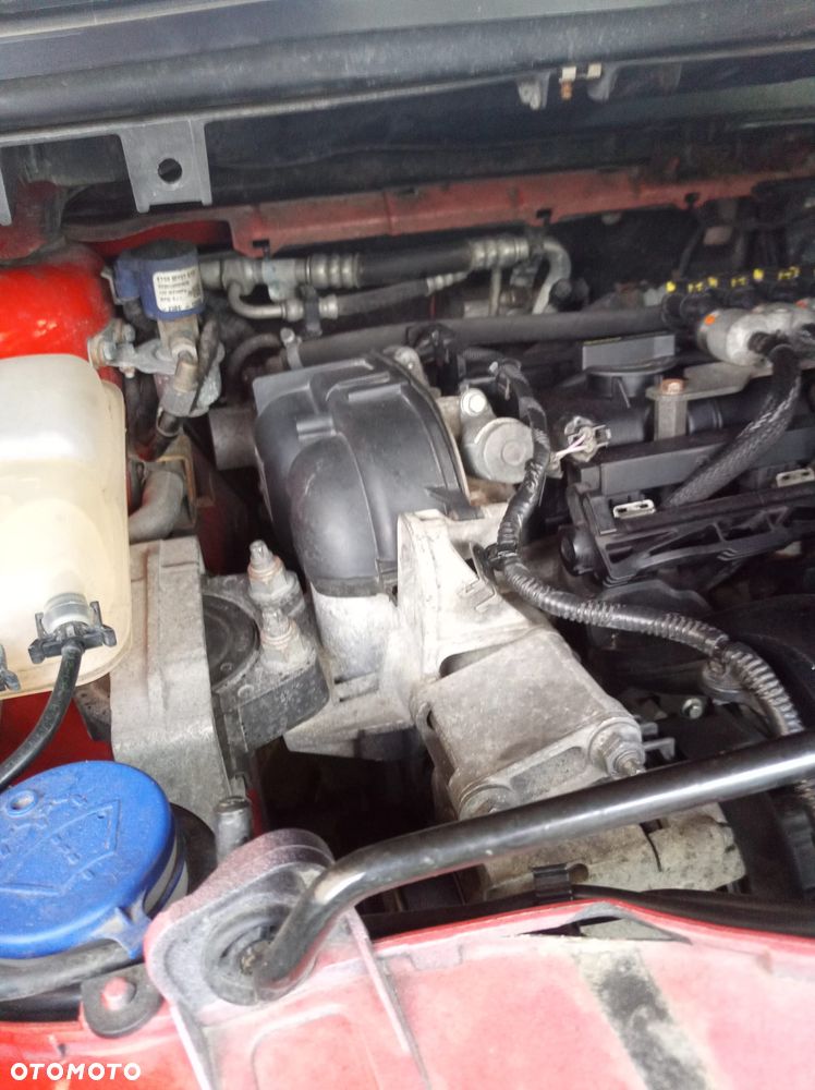 Ford C-MAX 1.6 Trend - 21