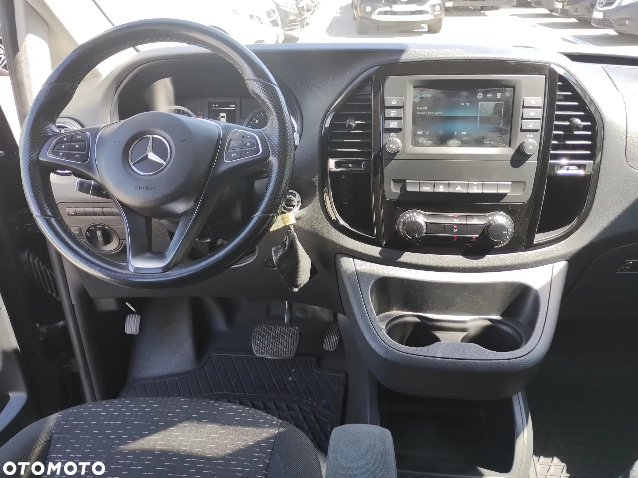 Mercedes-Benz Vito - 10