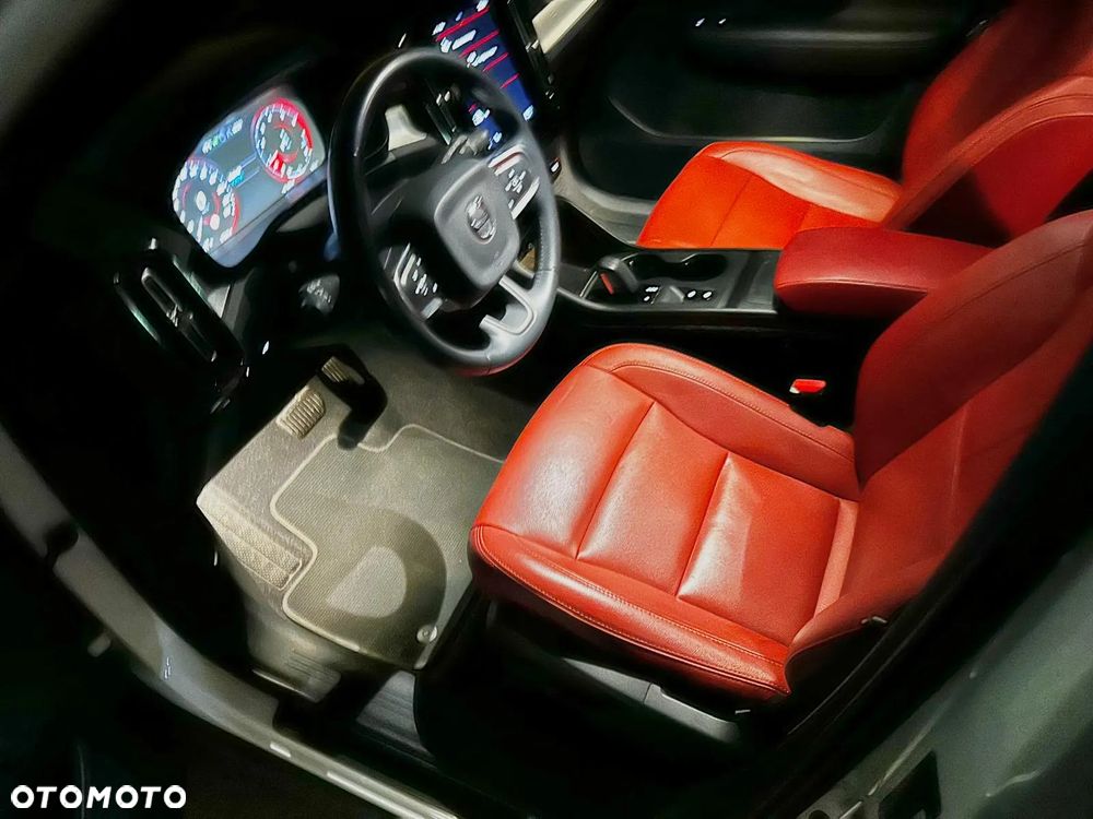 Volvo XC 40 T5 AWD Momentum - 6