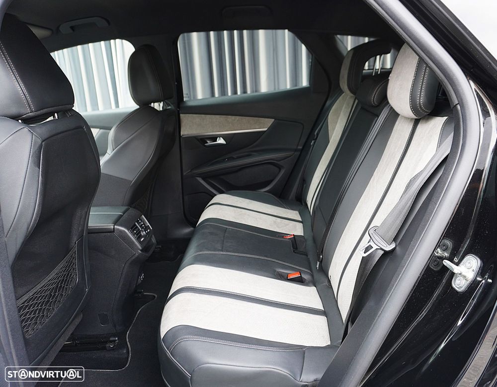 Peugeot 3008 1.6 Hybrid4 GT Line e-EAT8 - 19