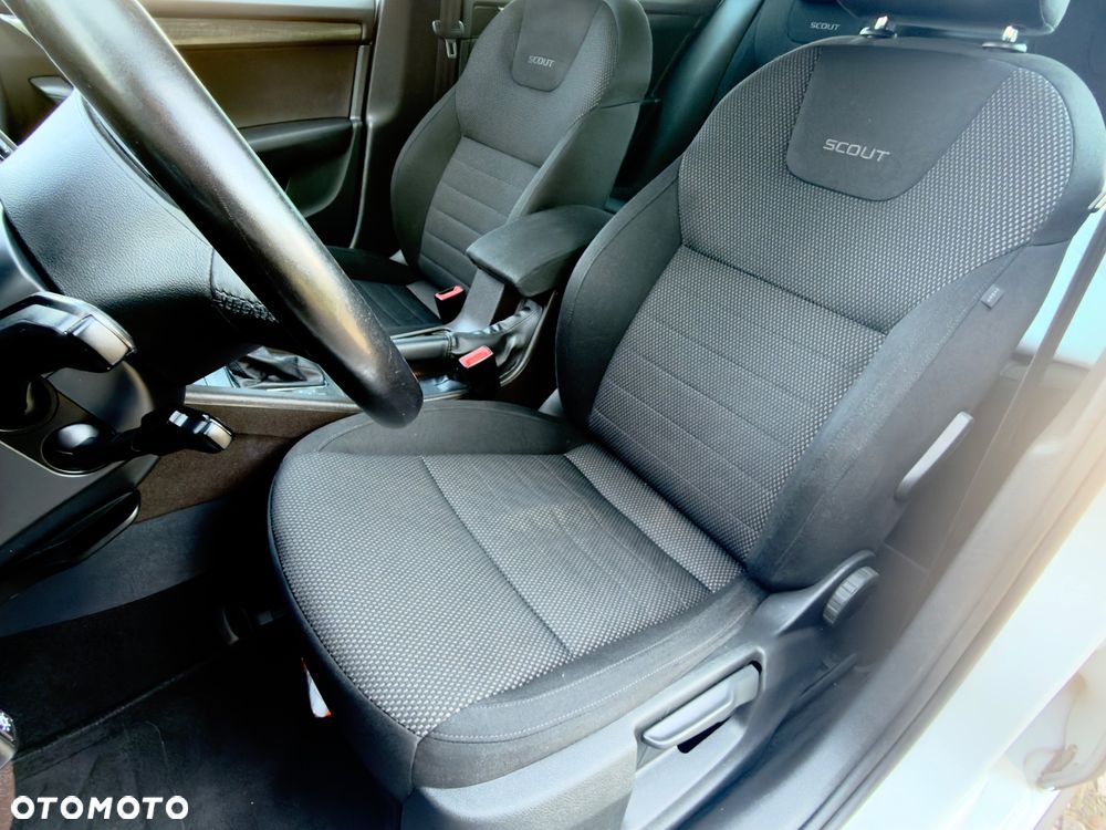 Skoda Octavia 2.0 TDI 4x4 DSG Scout - 20