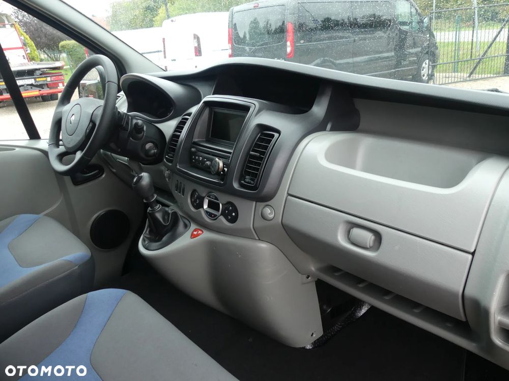 Renault TRAFIC - 21