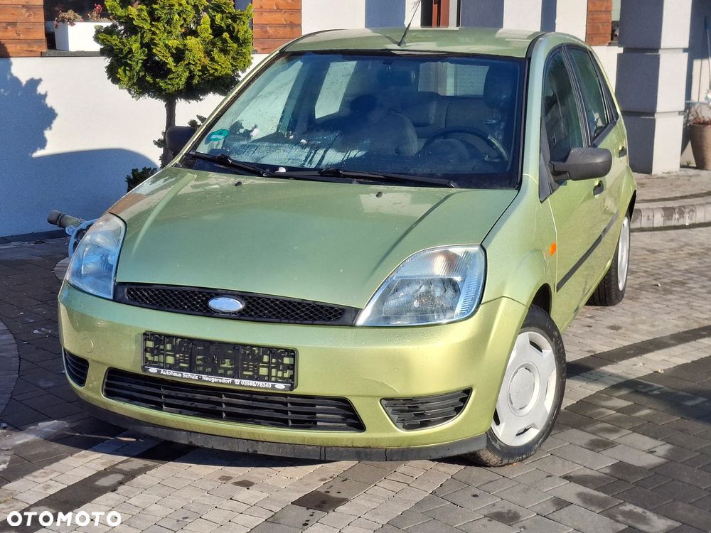 Ford Fiesta 1.3 Futura - 2