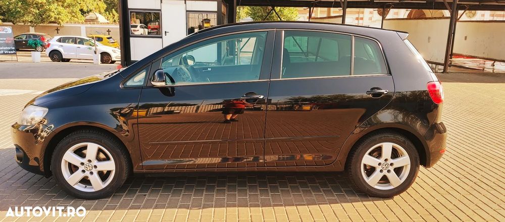 Volkswagen Golf Plus 1.6 TDI DPF Comfortline - 3