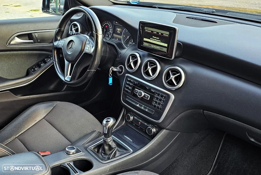 Mercedes-Benz A 180 CDI (BlueEFFICIENCY) Urban - 16