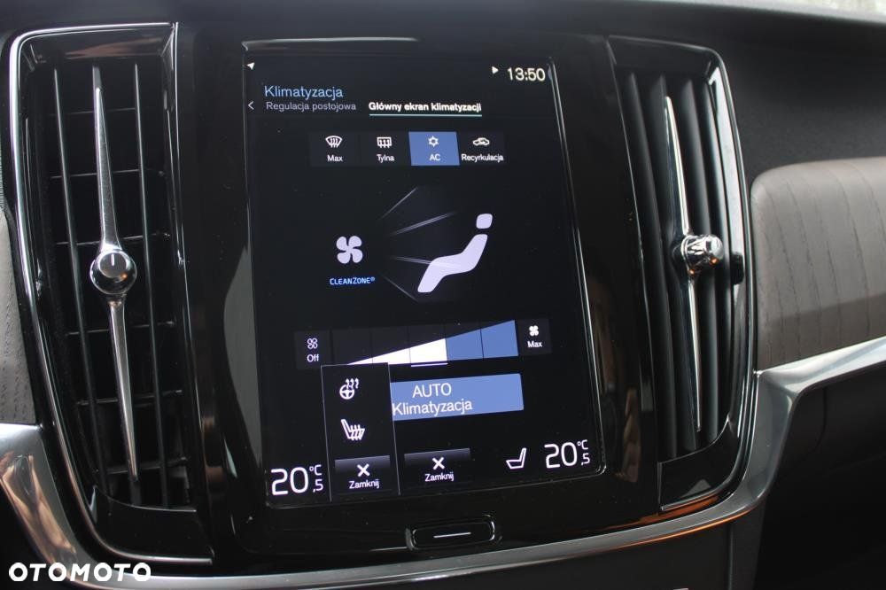 Volvo V90 Cross Country - 21