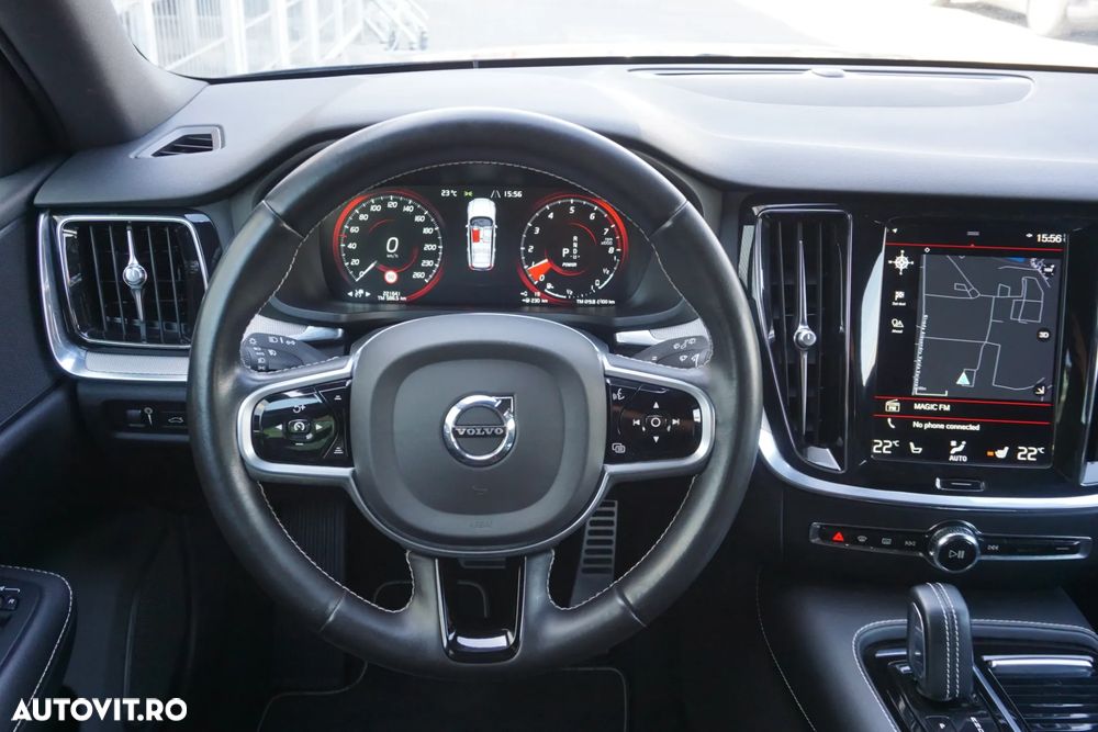 Volvo V60 T6 AWD Recharge Geartronic RDesign - 30