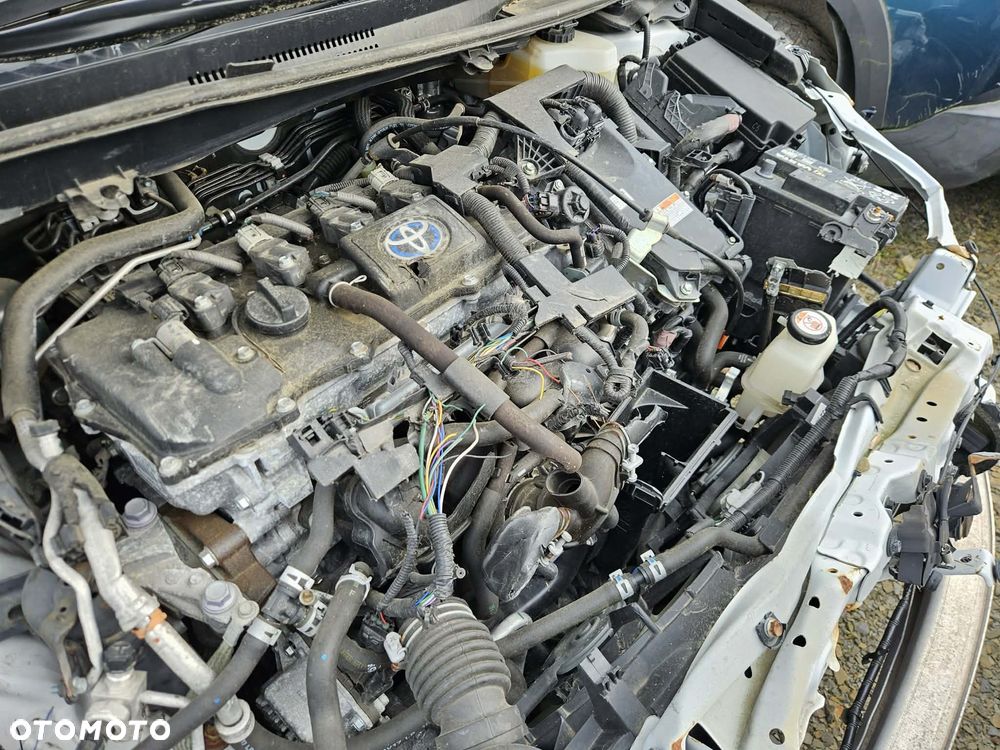 Toyota Corolla 1.8 Comfort - 13