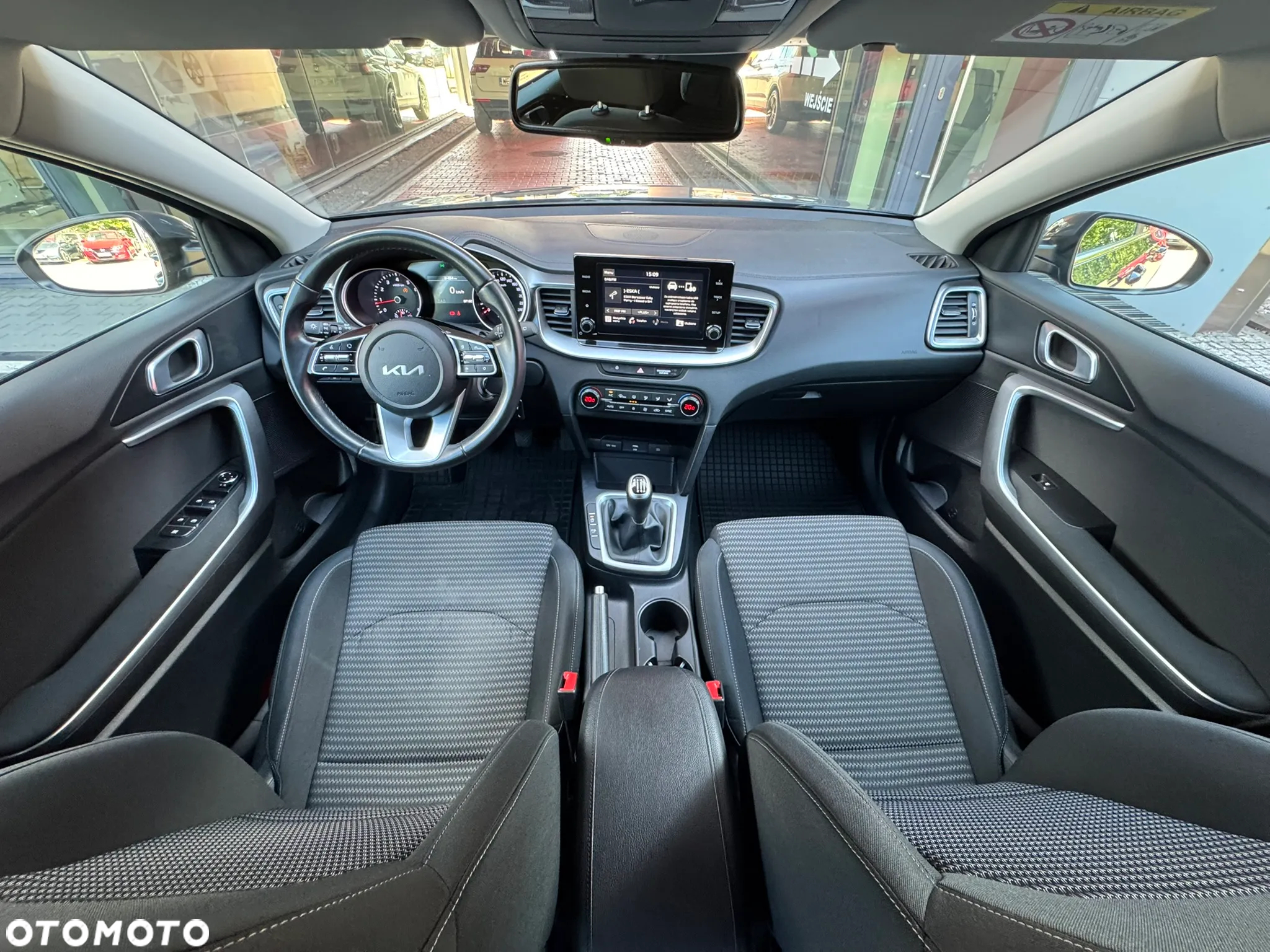 Kia XCeed 1.5 T-GDI M - 22